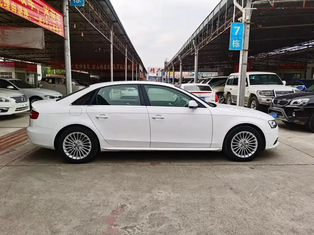 Audi A4L A4L 2015 35 TFSI Automatic Comfort Edition — View photo 4