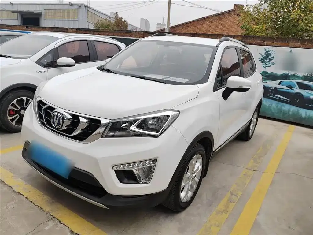 Changan CS15 CS15 2016 1.5L Automatic Luxury Edition — photo 1