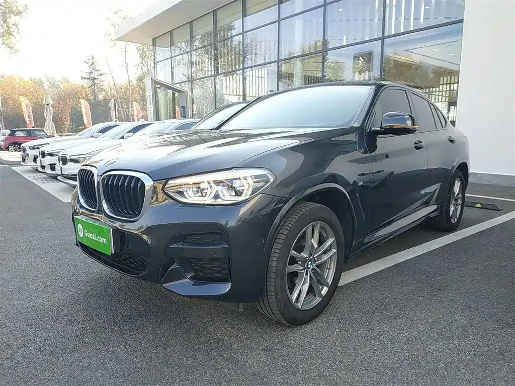 BMW BMW X4 — Чёрный