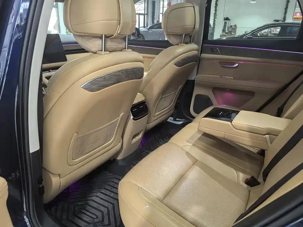 AITO M5 M5 2022 Extended Range RWD Standard Edition — View photo 5