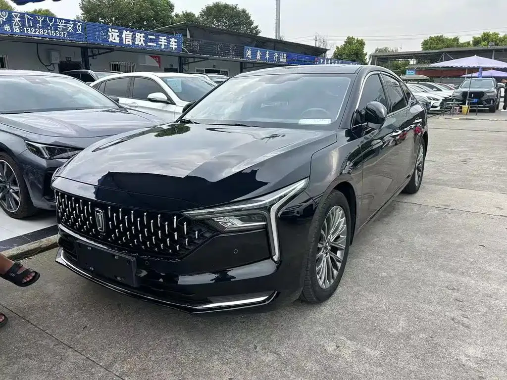 Bestune Bestune B70 — Black
