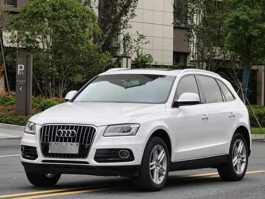 Audi Q5 Q5 2016 40 TFSI Comfort Edition — photo 1