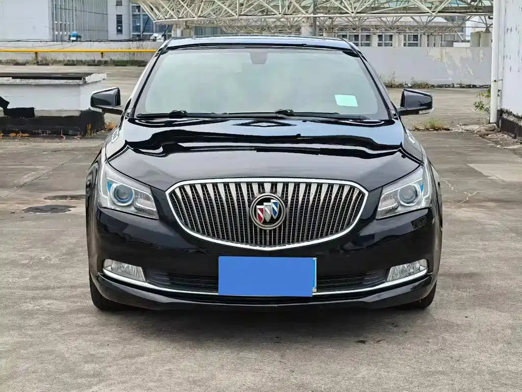 Buick LaCrosse LaCrosse 2013 2.4L SIDI Elite Comfort Edition — photo 1