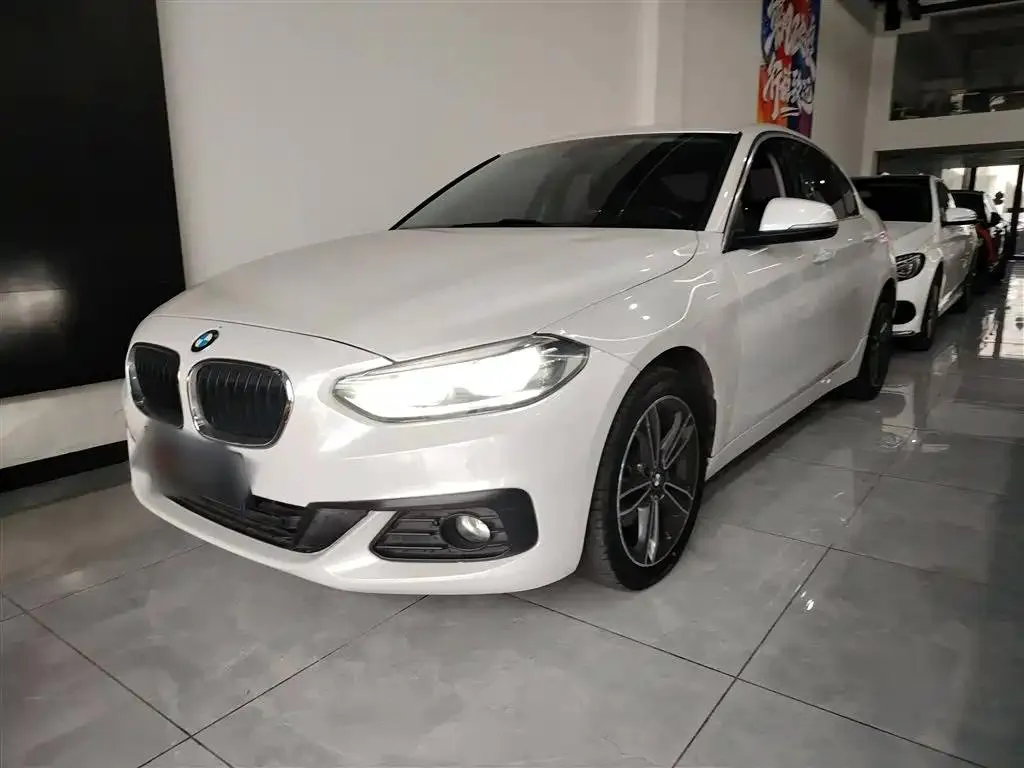 BMW 1 Series 1 Series 2019 118i Fashion Edition — photo 1