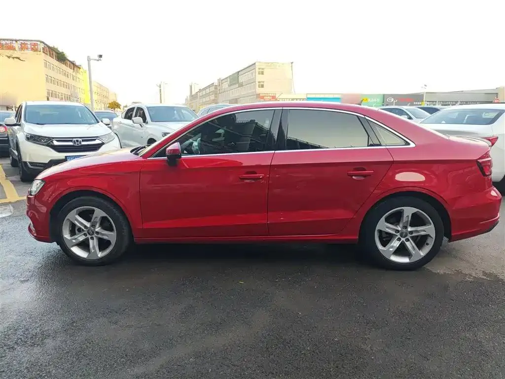 Audi A3 A3 2019 Limousine 35 TFSI Progressive National V — View photo 5
