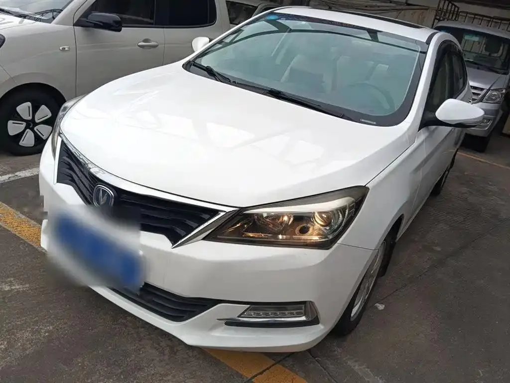 Changan Alsvin V7 Yuexiang V7 2016 1.6L Automatic Enjoyable National V — photo 1