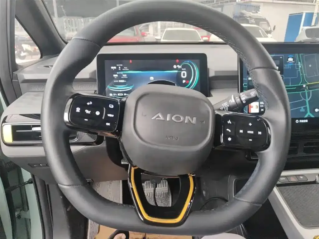 Aion AION Y Y 2022 70 Technology Edition Lithium Iron Phosphate — Voir la photo 3