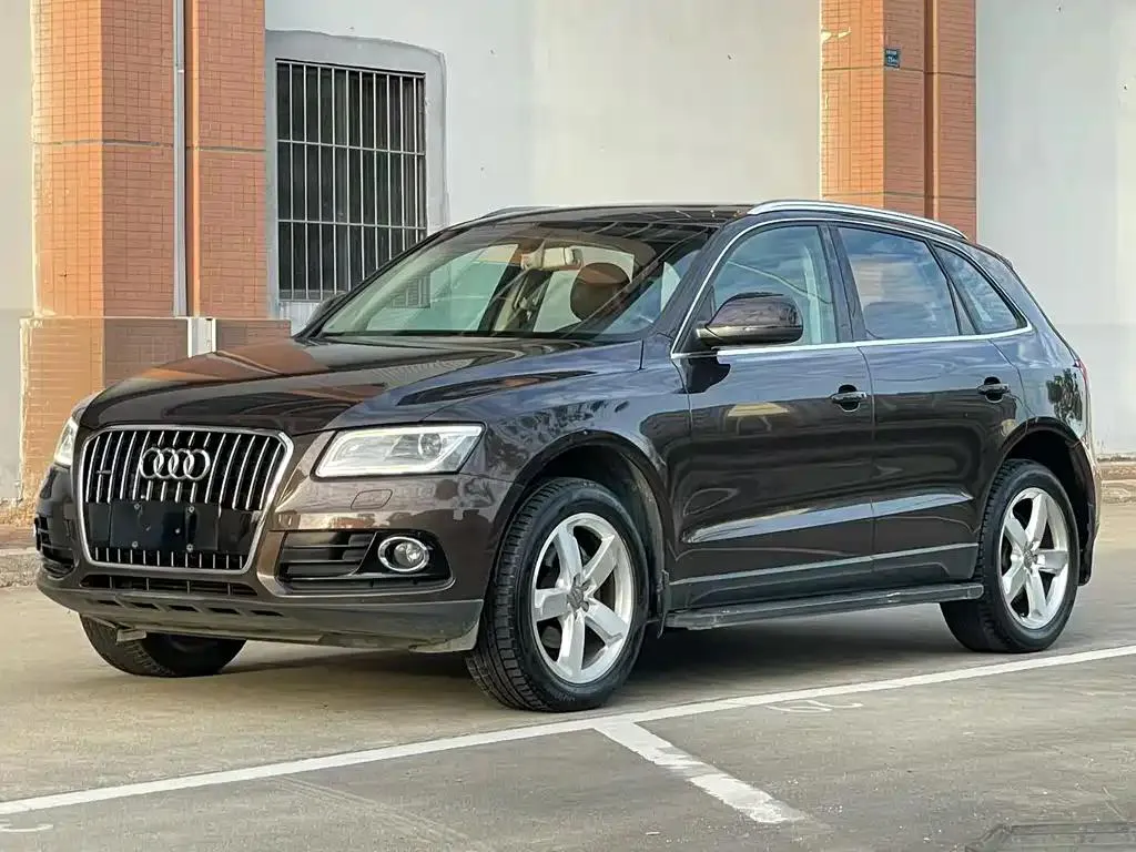 Audi Q5 Q5 2015 40 TFSI Progressive Edition — photo 1