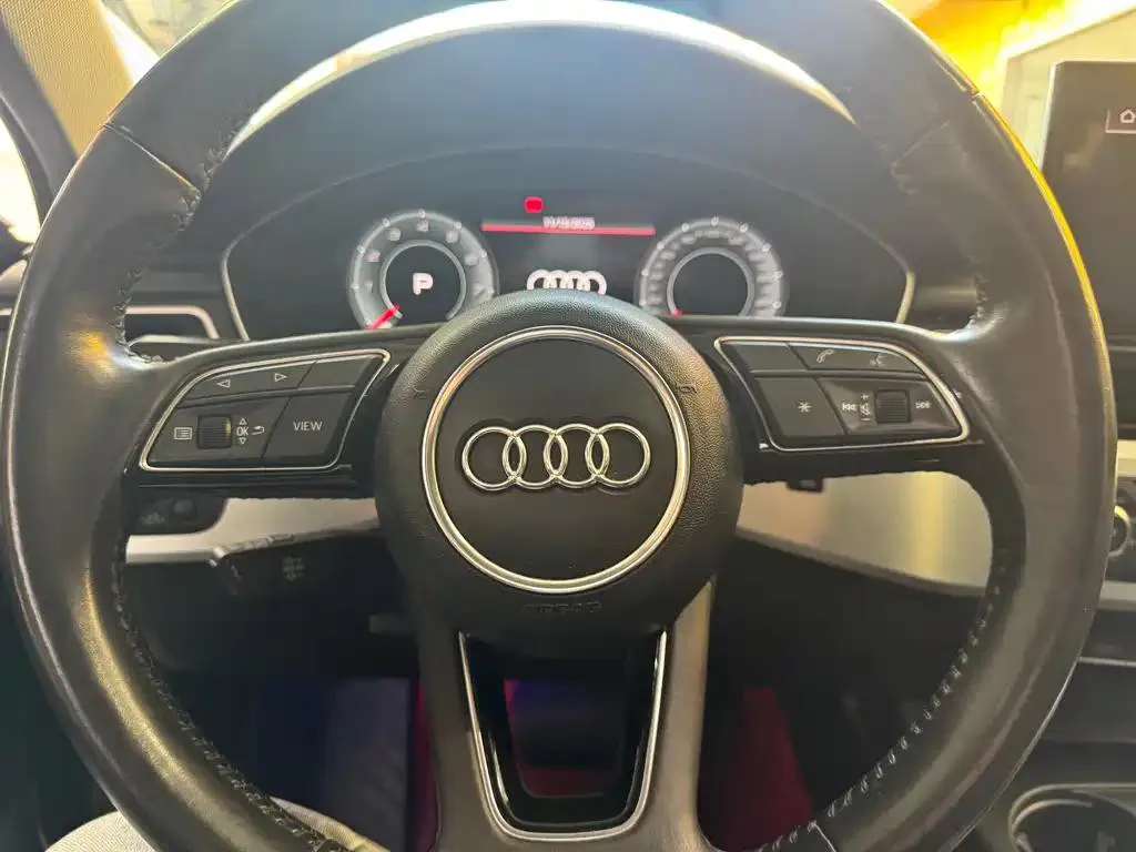 Audi A4L A4L 2021 40 TFSI Enjoy Life Edition — View photo 5