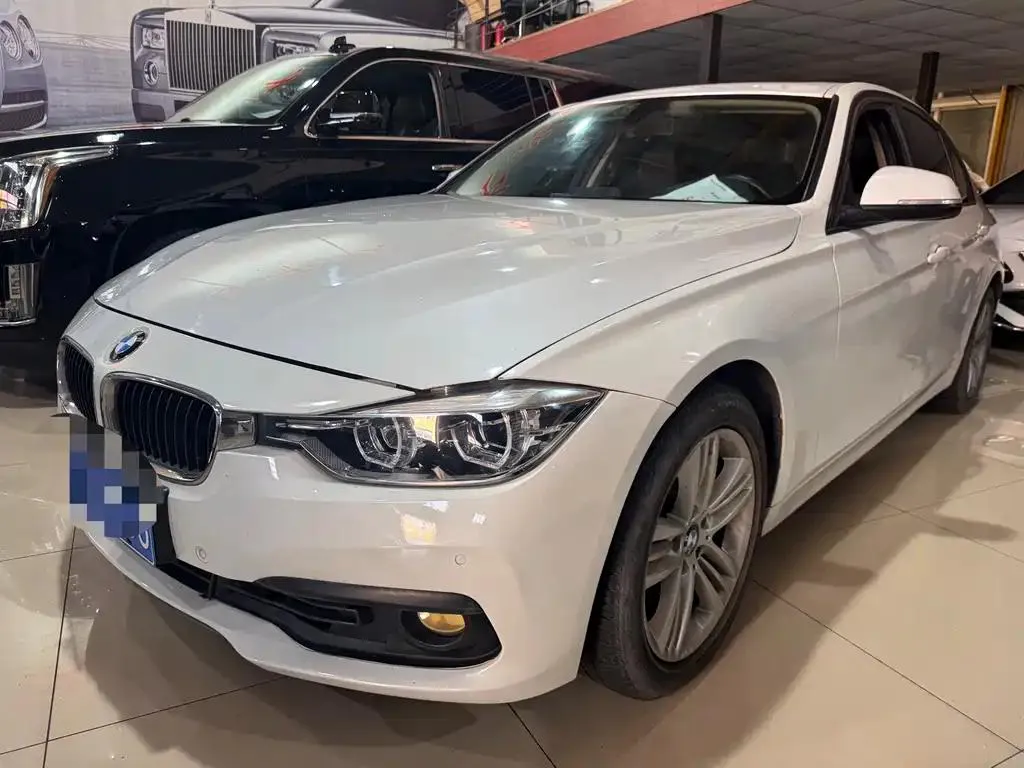 BMW 3 Series 3 Series 2017 318i Fashion Edition — photo 1