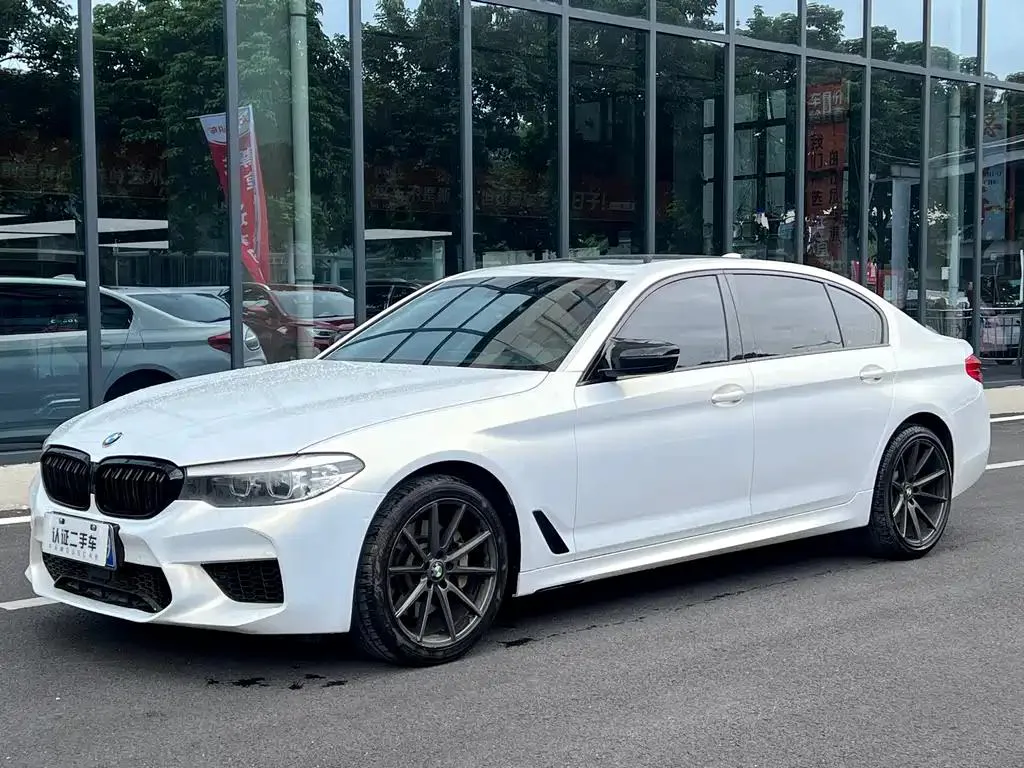 BMW BMW 5 Series — White