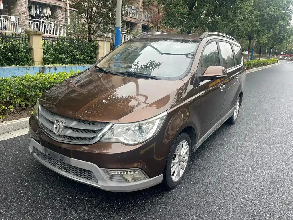 Baojun Baojun 730 — شمبانيا