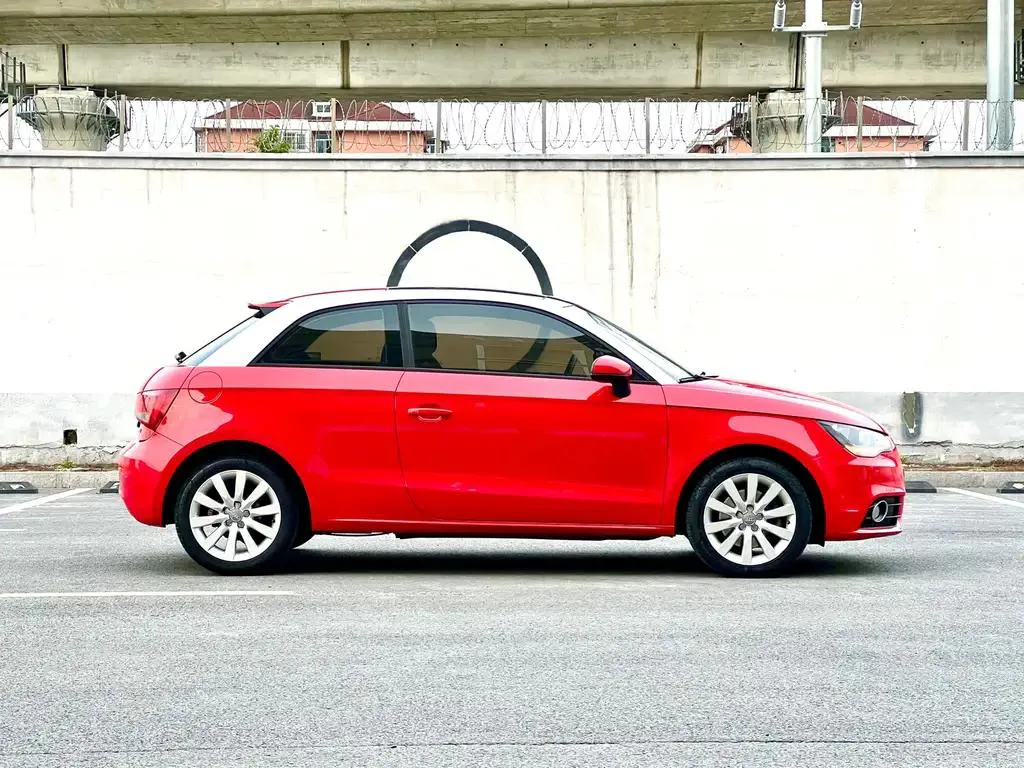 Audi A1 A1 2012 1.4 TFSI Ego — Voir la photo 5