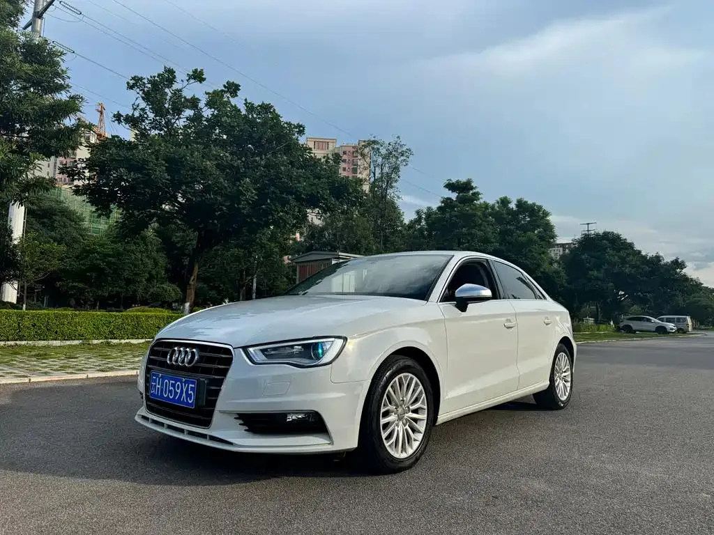Audi A3 A3 2016 Limousine 35 TFSI Progressive — photo 1