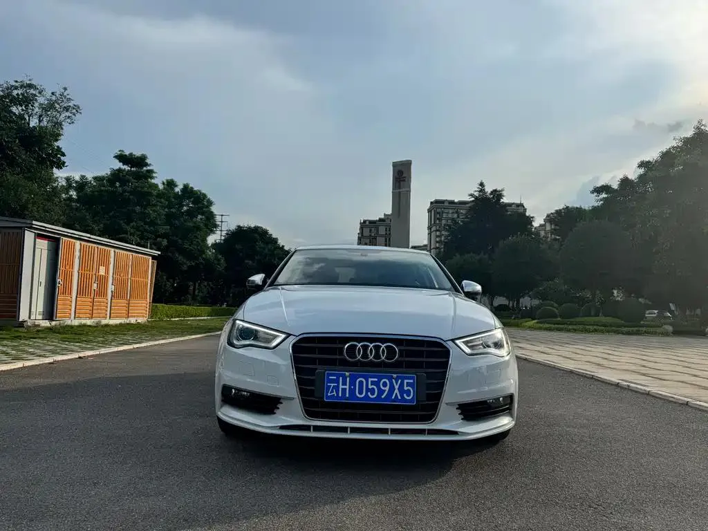 Audi A3 A3 2016 Limousine 35 TFSI Progressive — Ver foto 2
