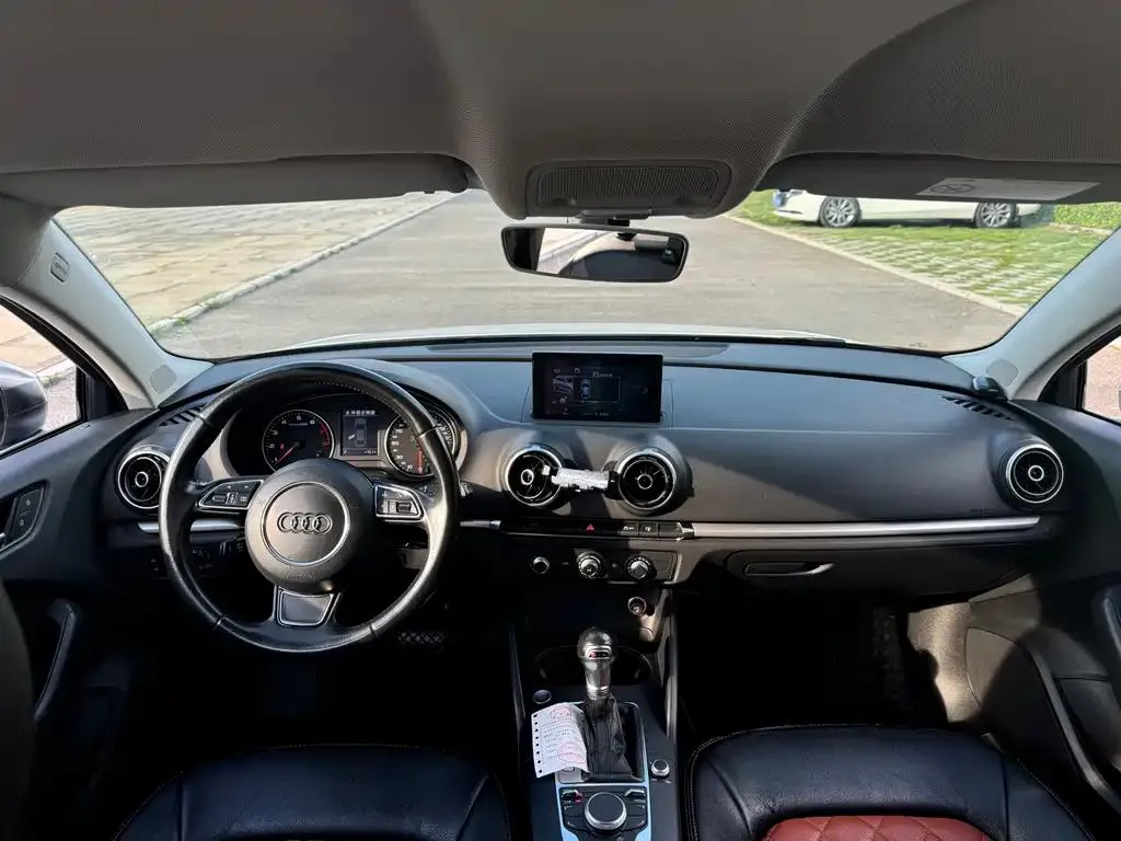 Audi A3 A3 2016 Limousine 35 TFSI Progressive — Ver foto 6