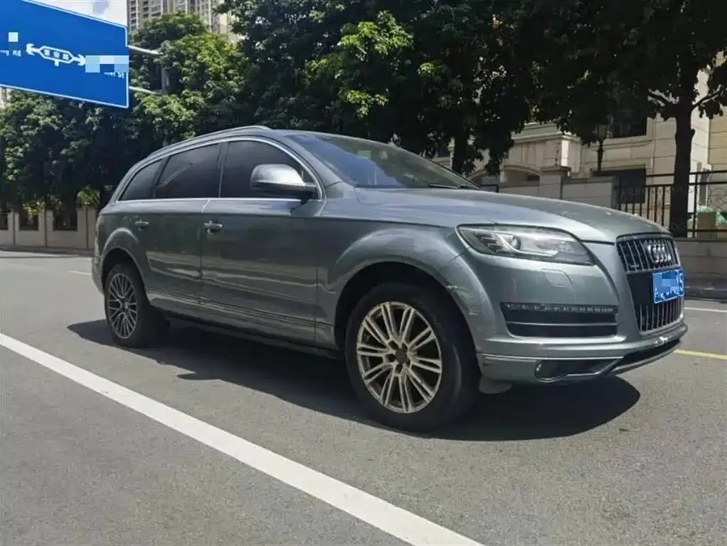 Audi Q7 Q7 2010 3.6 FSI Technology Sports Collection Edition — عرض الصورة 3
