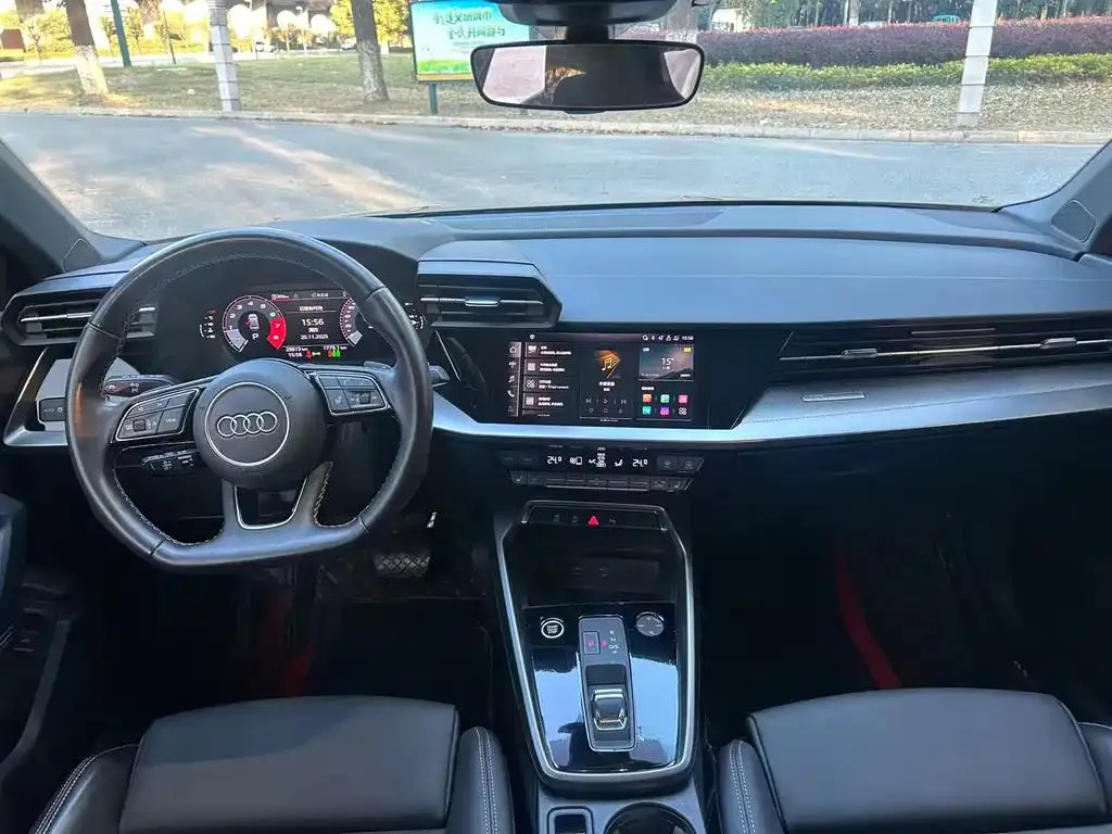 Audi A3 A3 2023 A3L Limousine 35 TFSI Fashion Sports — Ver foto 6