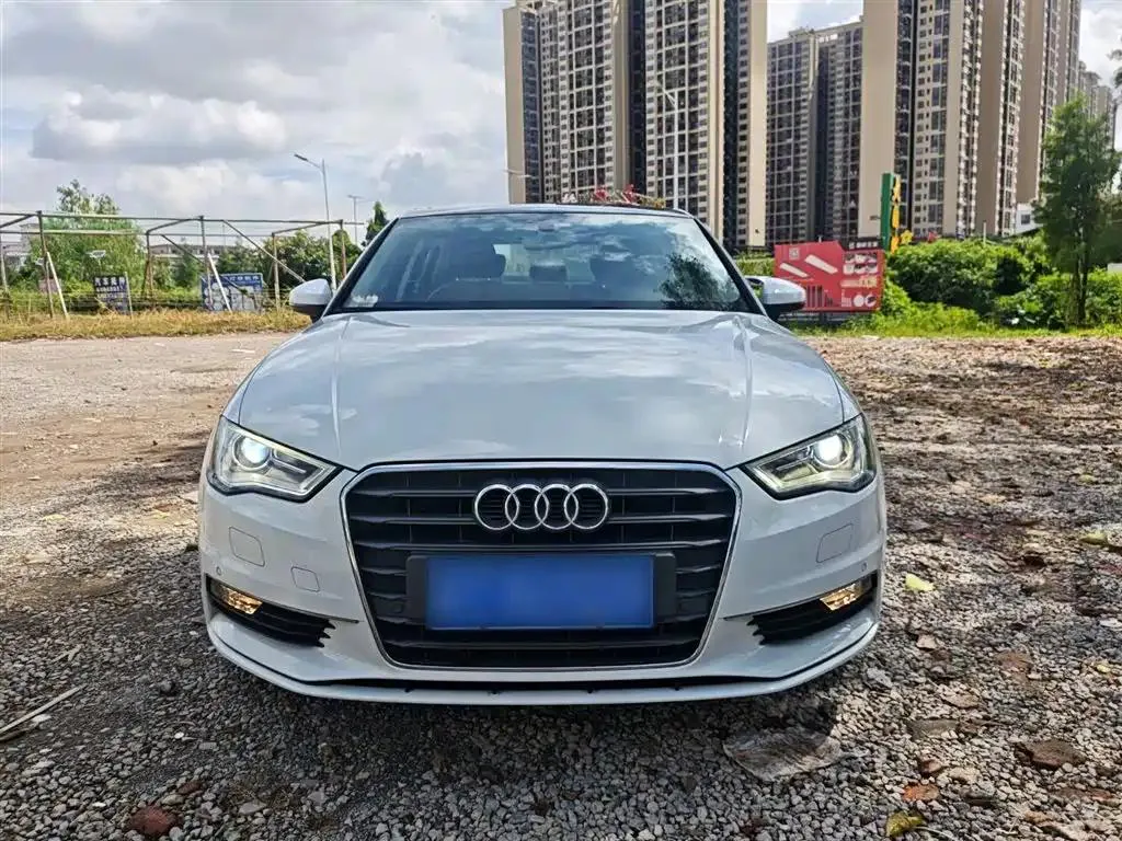 Audi A3 A3 2015 Limousine 40 TFSI Automatic Comfort — View photo 3