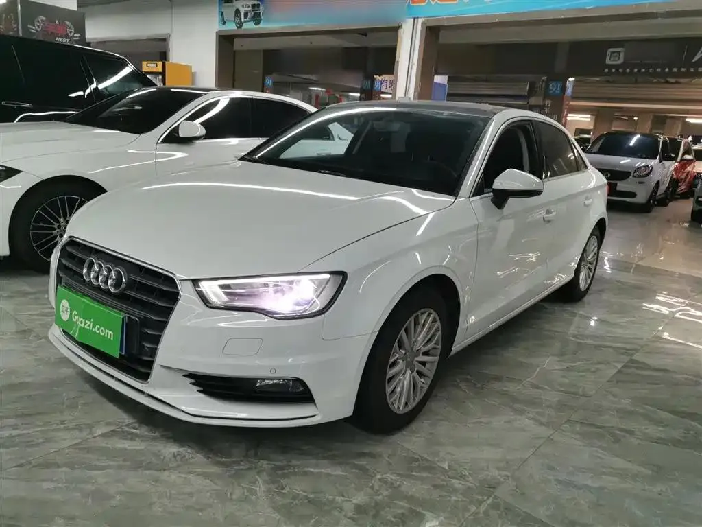 Audi A3 A3 2016 Limousine 35 TFSI Lingying Edition — photo 1
