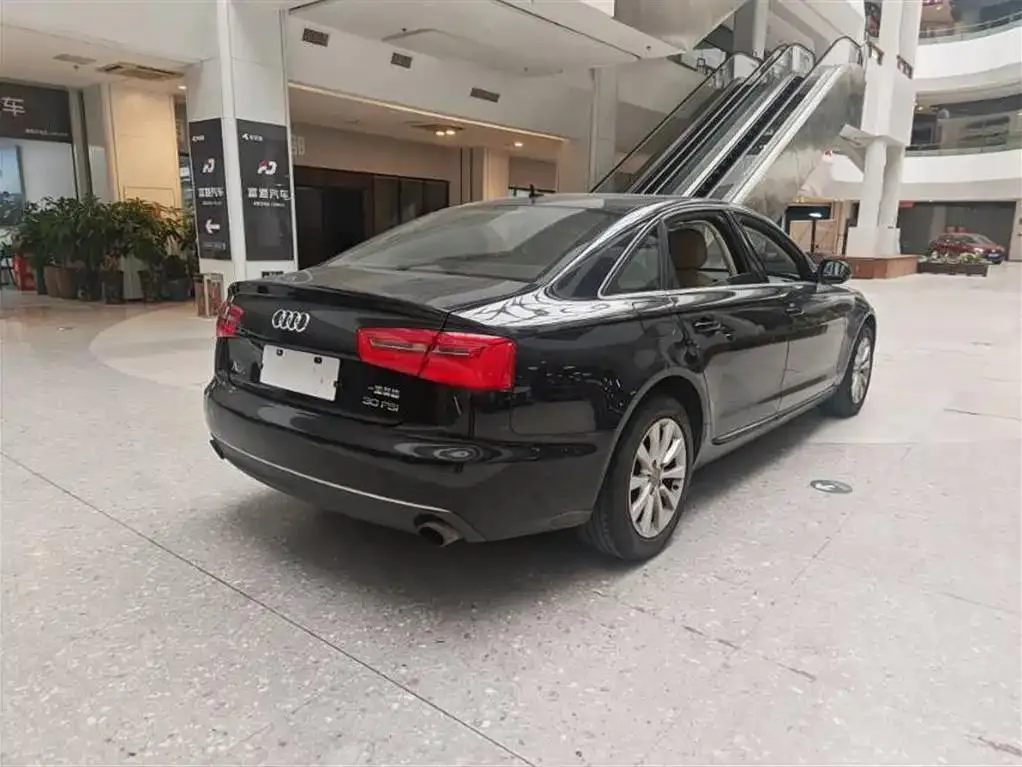Audi A6L A6L 2012 30 FSI Technology Edition — Voir la photo 4