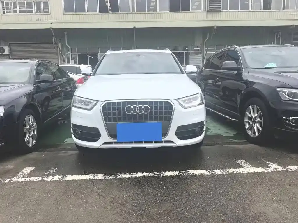 Audi Q3 Q3 2013 35 TFSI quattro Comfort Edition — Ver foto 2