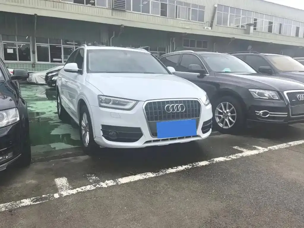 Audi Q3 Q3 2013 35 TFSI quattro Comfort Edition — Ver foto 3