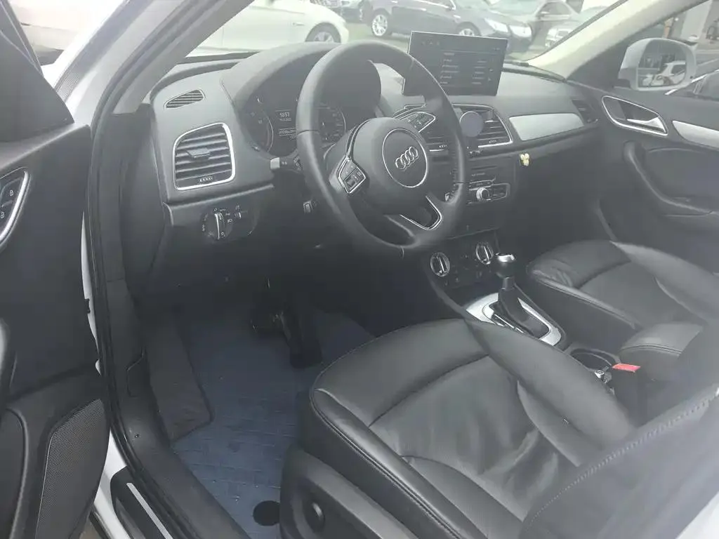 Audi Q3 Q3 2013 35 TFSI quattro Comfort Edition — Ver foto 4