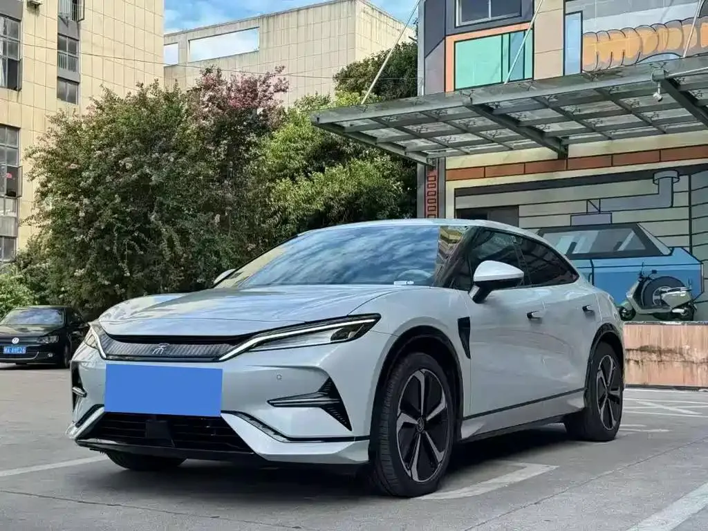 BYD BYD Song L — Silver / Gray