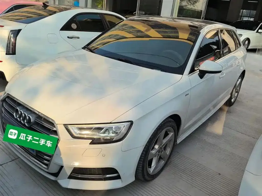 Audi A3 A3 2020 Sportback 35 TFSI Fashion National V — Ver foto 2