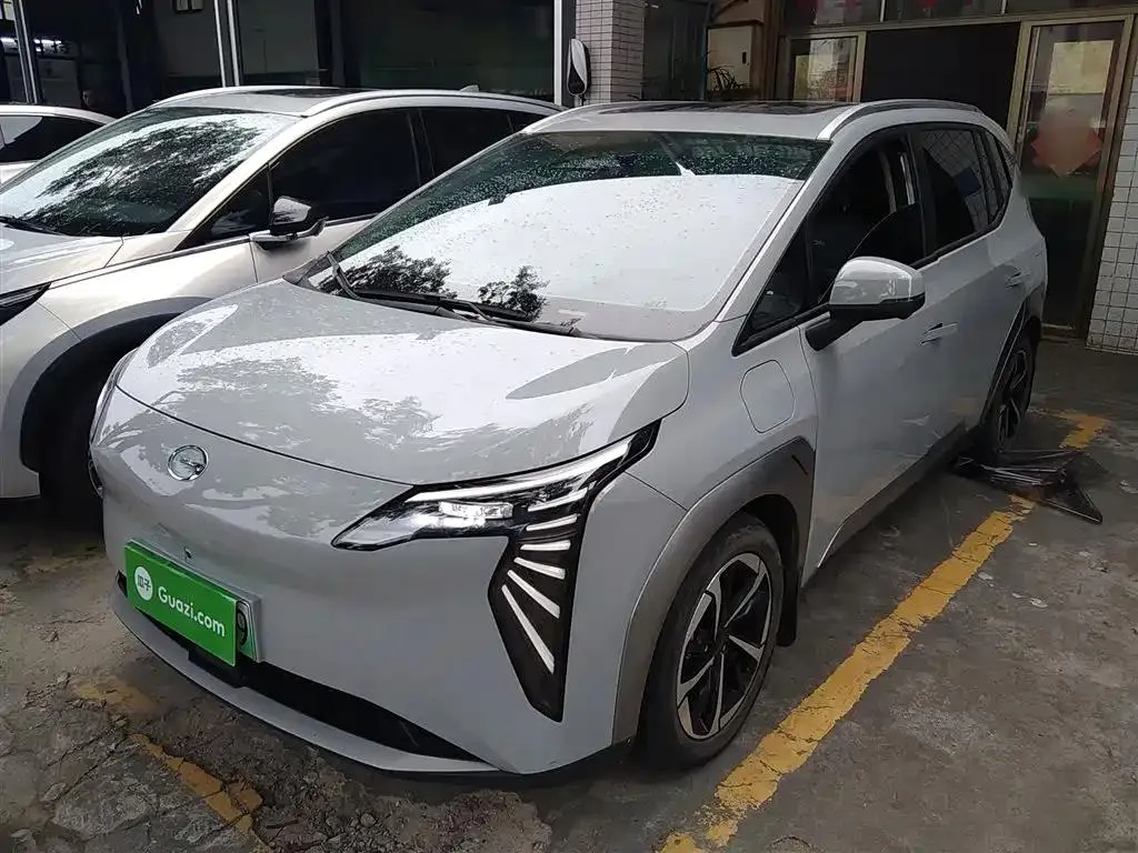Aion AION Y Y 2023 Plus 510 Smart Edition — photo 1