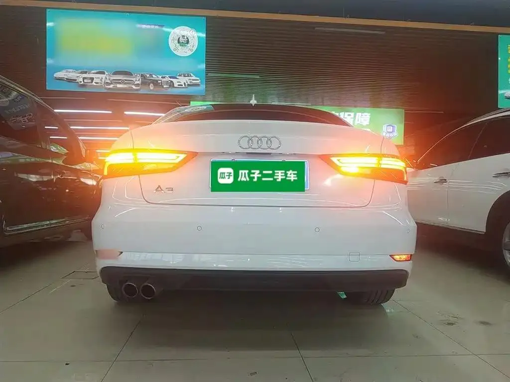 Audi A3 A3 2018 30th Anniversary Limousine 35 TFSI Progressive — Ver foto 6