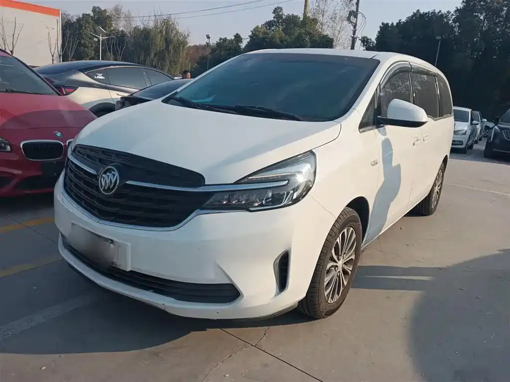 Buick Buick GL8 — White