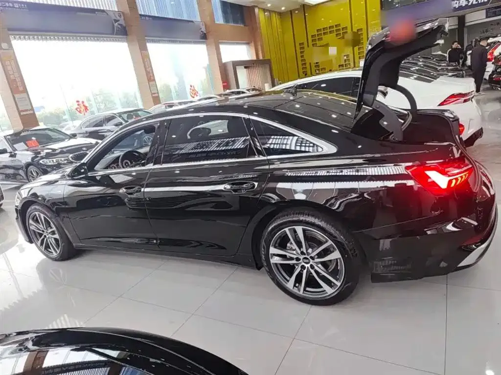 Audi A6L A6L 2024 40 TFSI Luxury Dynamic Edition — Ver foto 5