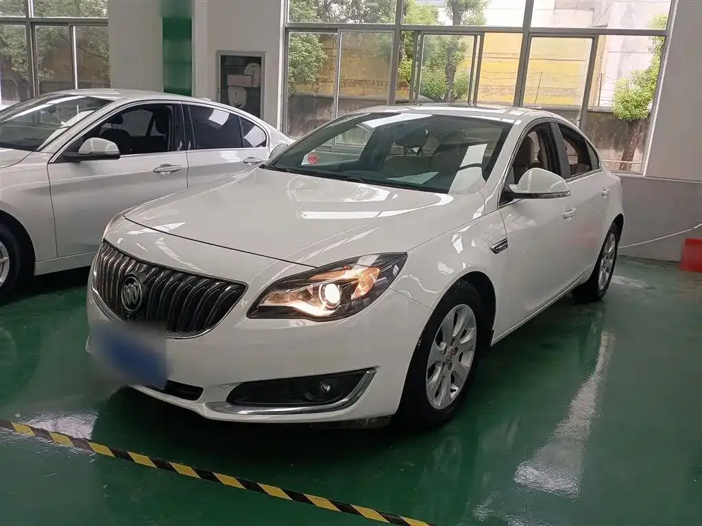 Buick Regal Regal 2014 2.0L Leading Fashion Model — photo 1