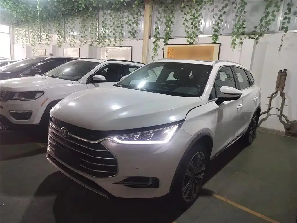 BYD BYD Tang — White