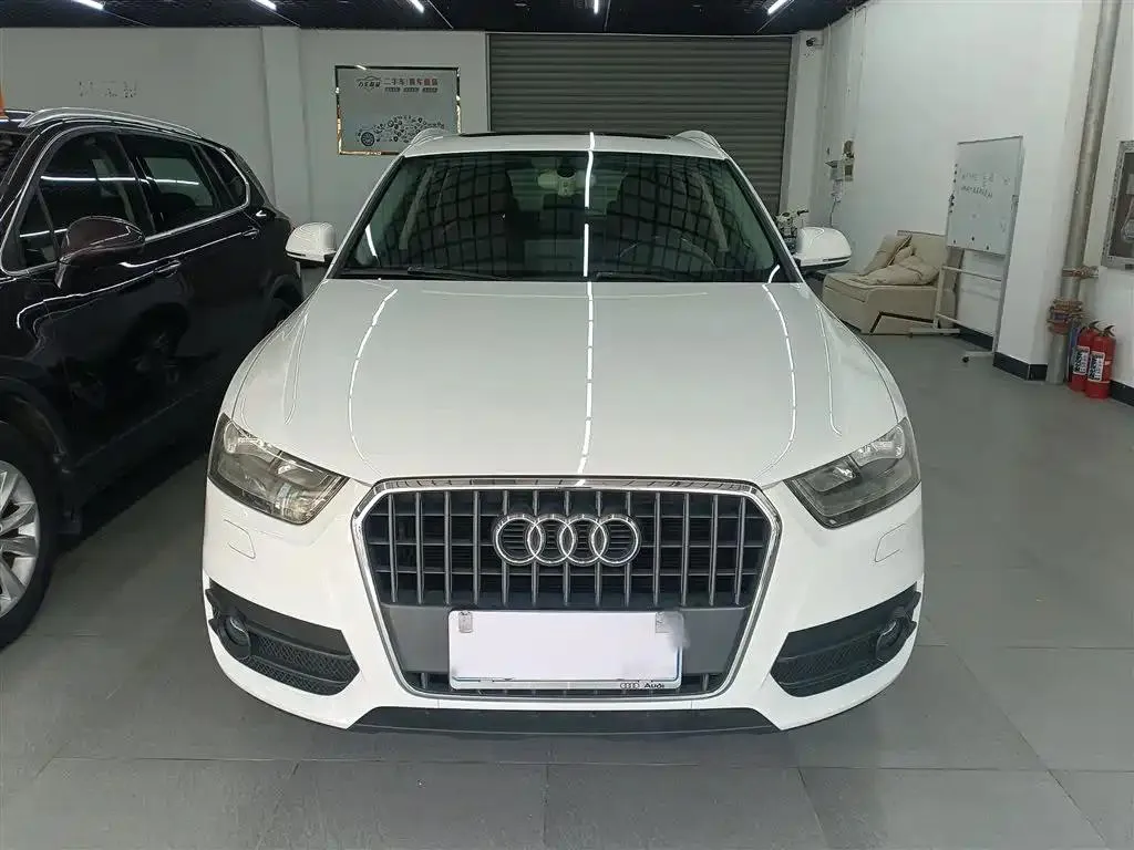 Audi Q3 Q3 2015 30 TFSI Progressive Edition — عرض الصورة 3