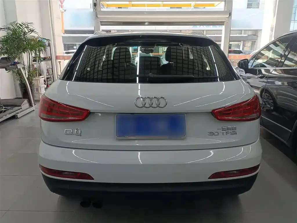 Audi Q3 Q3 2015 30 TFSI Progressive Edition — عرض الصورة 6