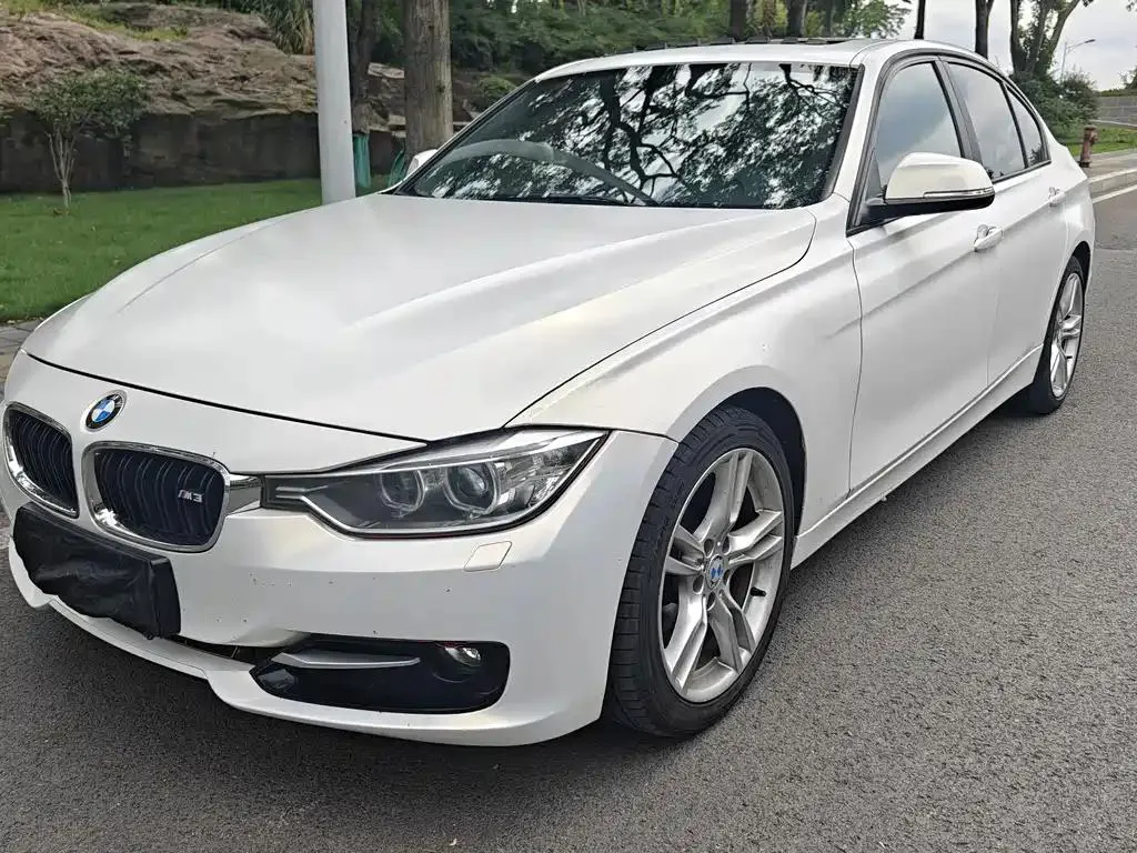 BMW 3 Series 3 Series 2013 320i Fashion Edition — photo 1