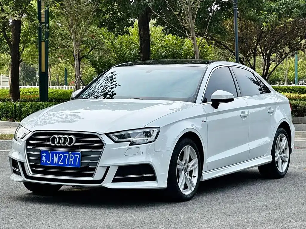 Audi Audi A3 — Blanc