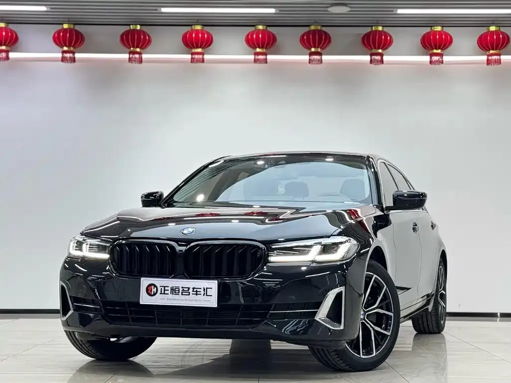 BMW BMW 5 Series — Black