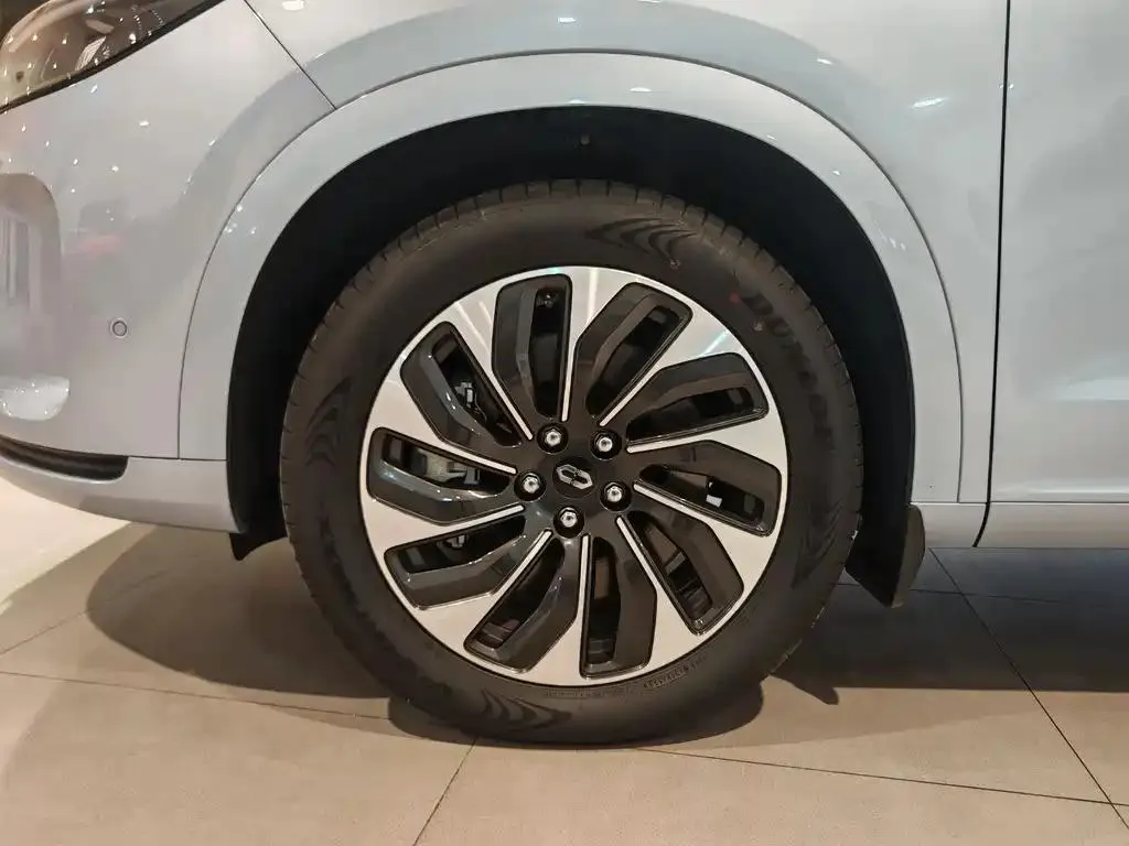 AITO M7 M7 2024 1.5T 4WD Plus 5-seater — Ver foto 4