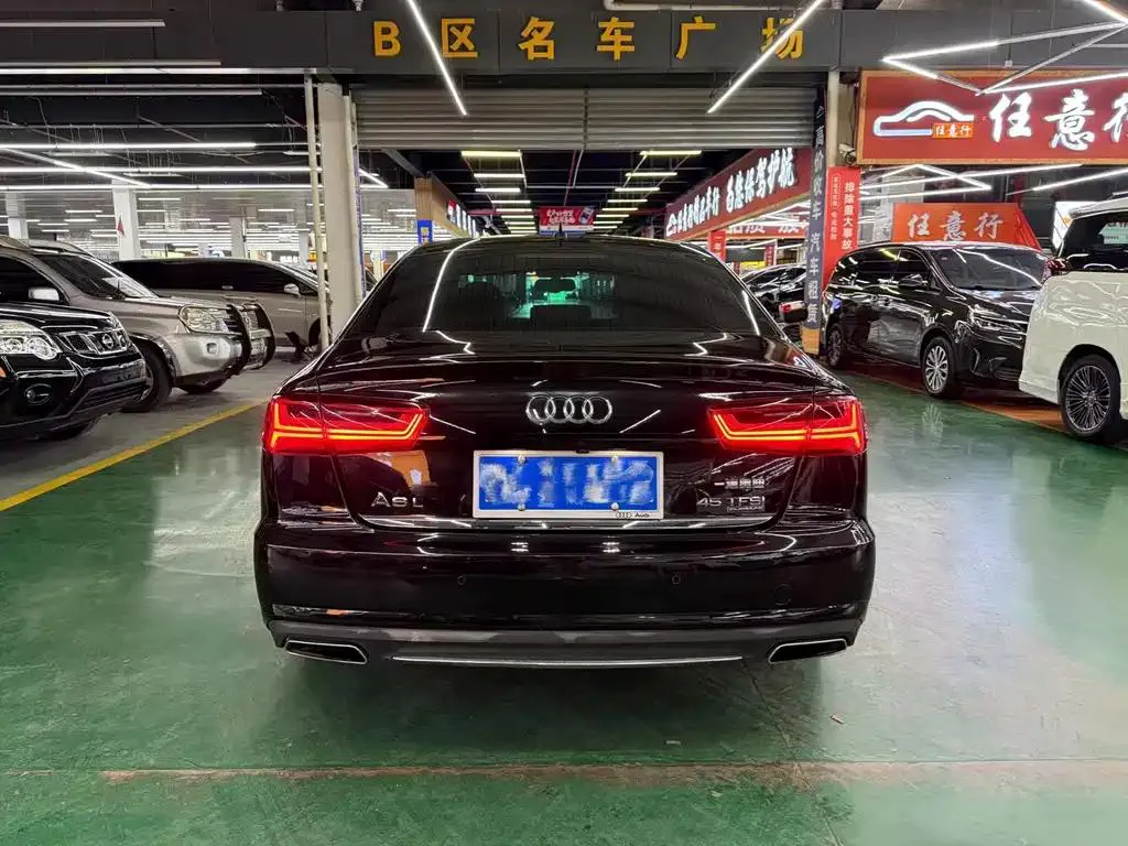 Audi A6L A6L 2018 30th Anniversary Model 45 TFSI quattro Sports — Voir la photo 6