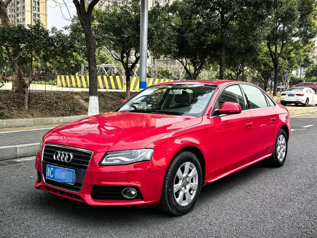 Audi A4L A4L 2011 2.0 TFSI Standard — photo 1