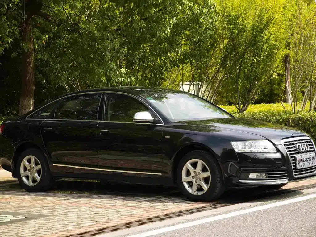 Audi A6L A6L 2010 2.0 TFSI Automatic Standard Model — Ver foto 3