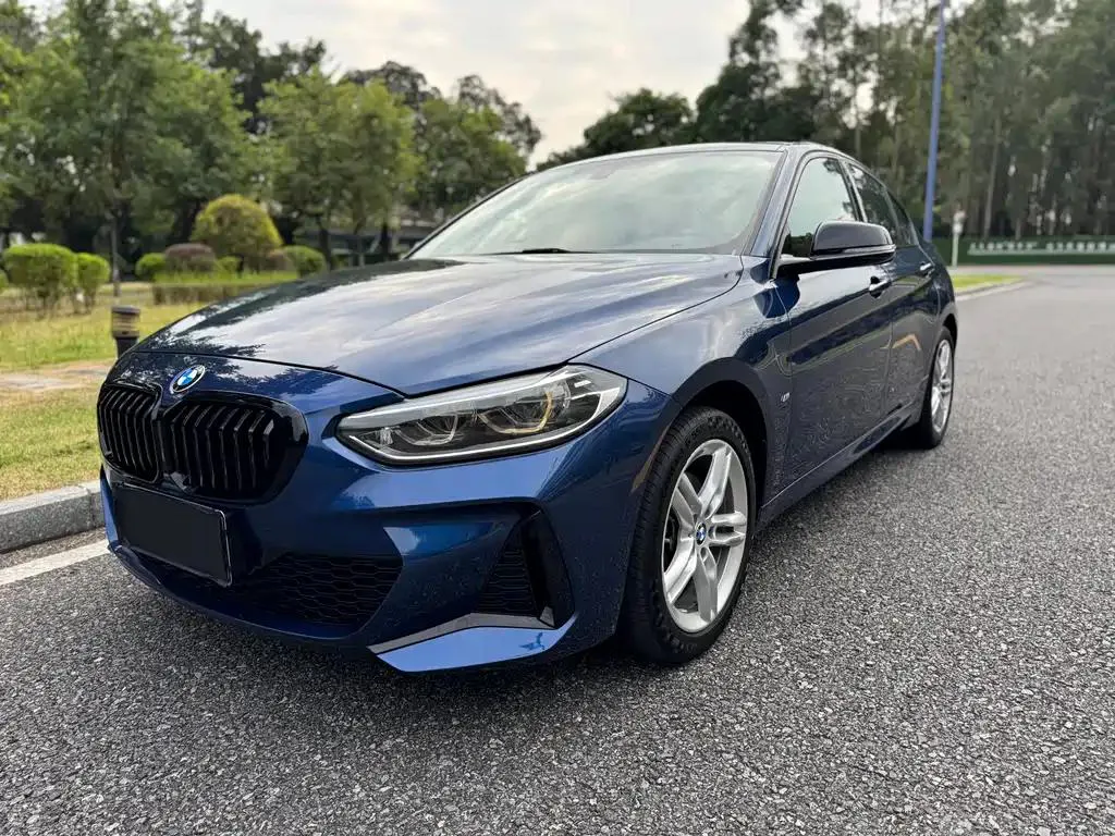 BMW BMW 1 Series — Bleu