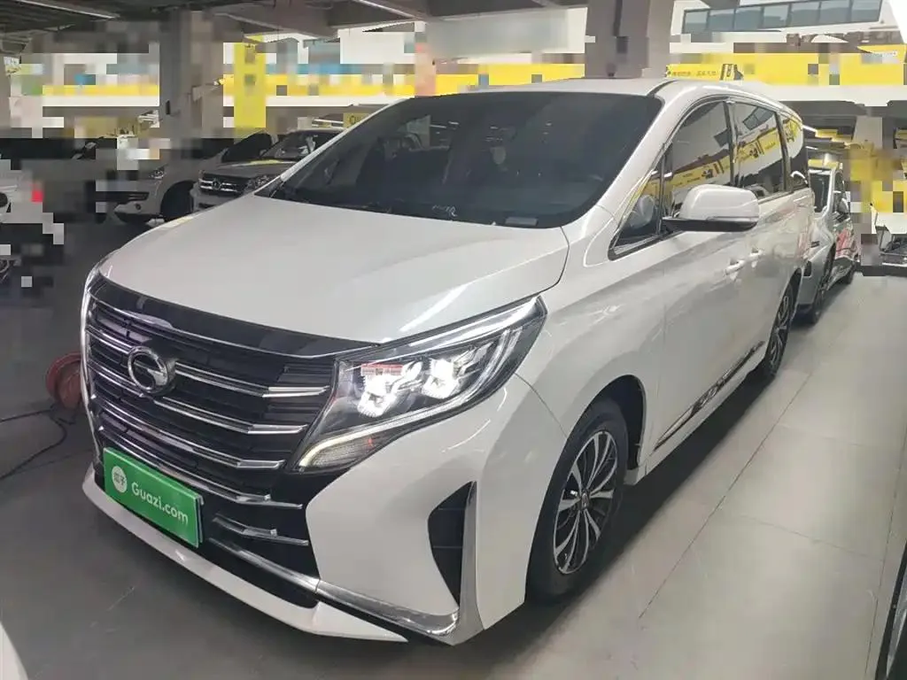 GAC GAC Trumpchi Trumpchi — أبيض