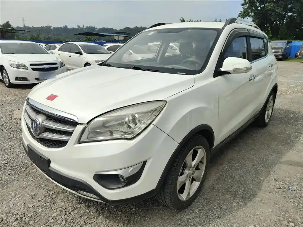 Changan Changan CS35 — أبيض