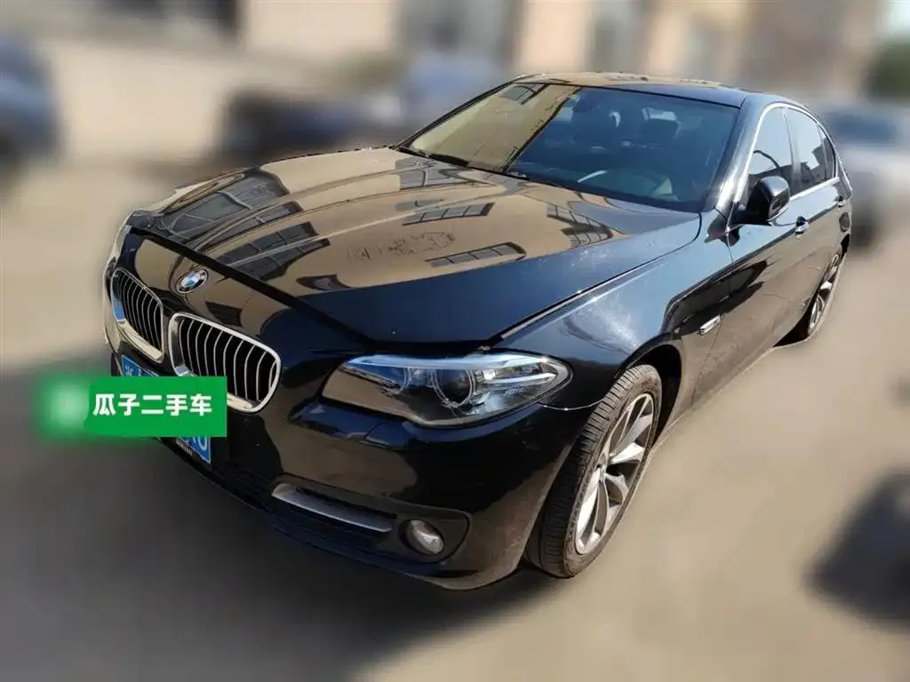 BMW BMW 5 Series — Negro
