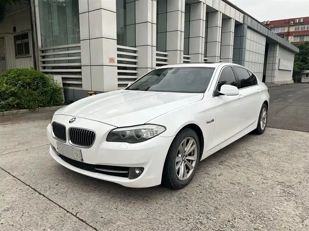 BMW 5 Series 5 Series 2012 523Li Leading Edition — photo 1